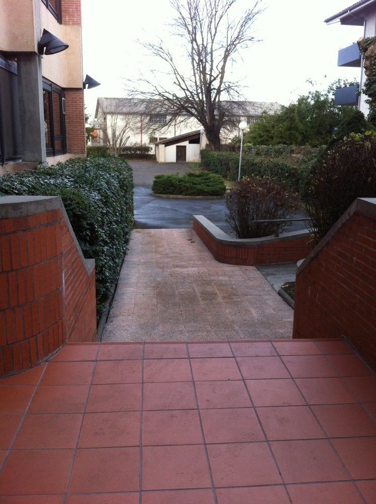 Kyriad Direct Montauban Centre Exterior photo